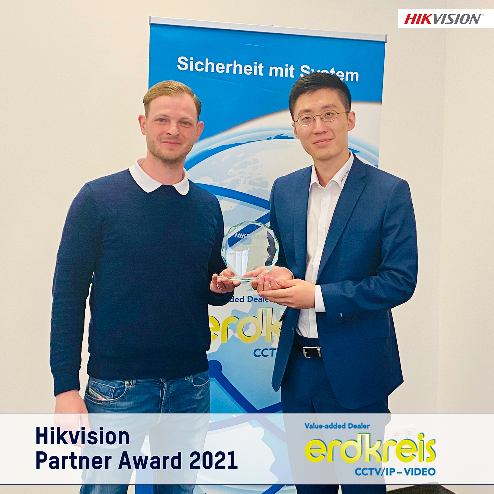 Hikvision PartnerAward2021 - erdkreis erh&auml;lt Hikvision Partner-Award 2021